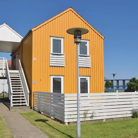 Apartment 2 Bedroom Gorgeous In